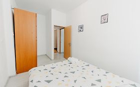 Apartament Piata Amzei 1 (17 B)